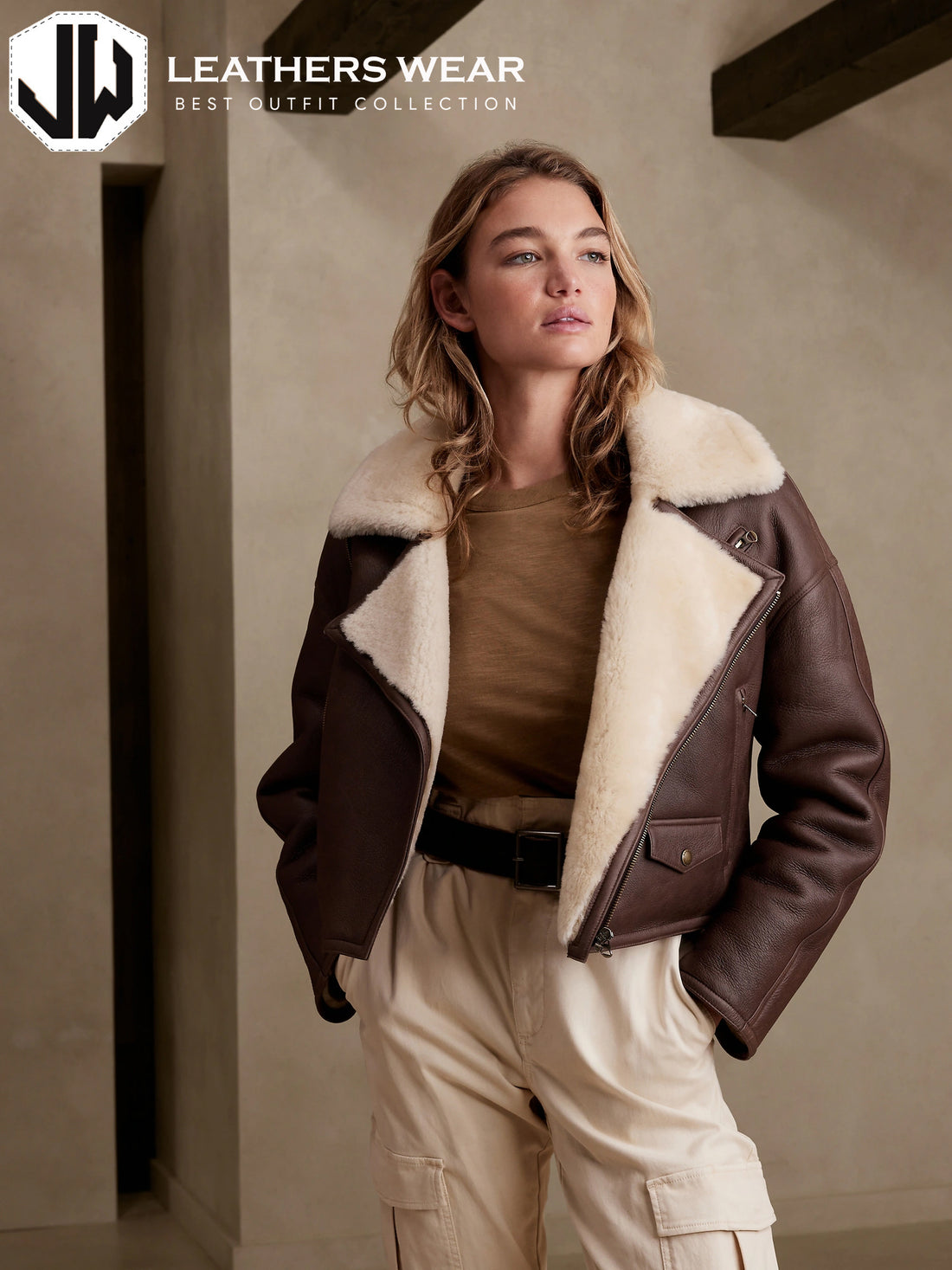 Why Women’s Aviator Jackets Are the Perfect Travel Companion